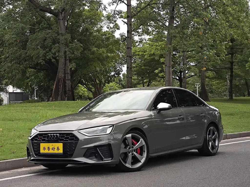 Audi S4