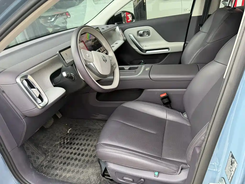 Leapmotor B01 2025 550