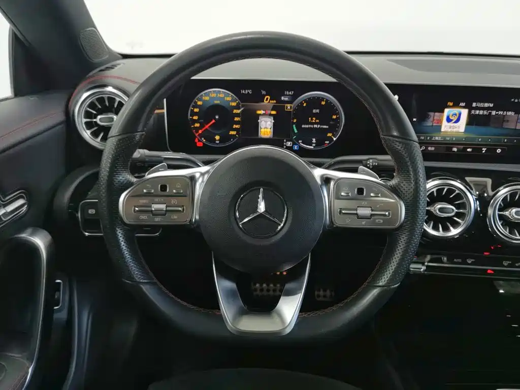 Mercedes-Benz CLA (Import) — миниатюра 11