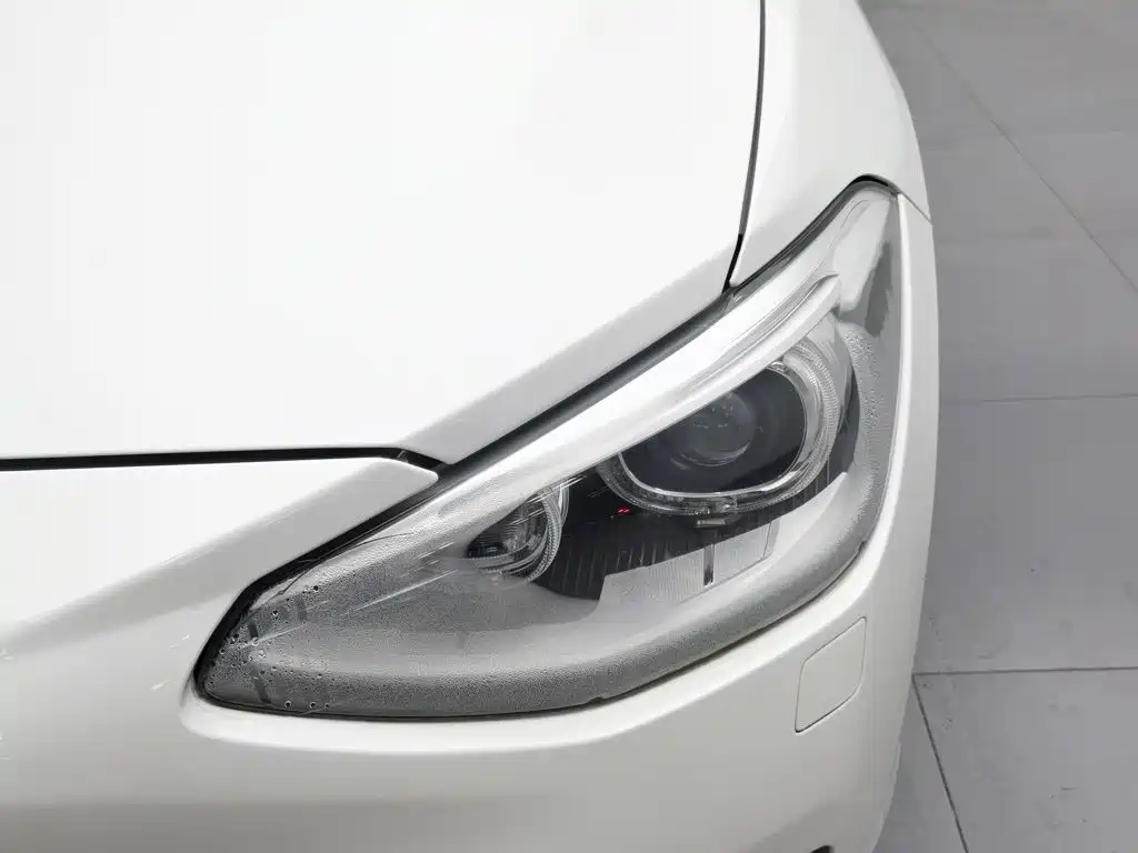 BMW 1 Series (Import) — миниатюра 7