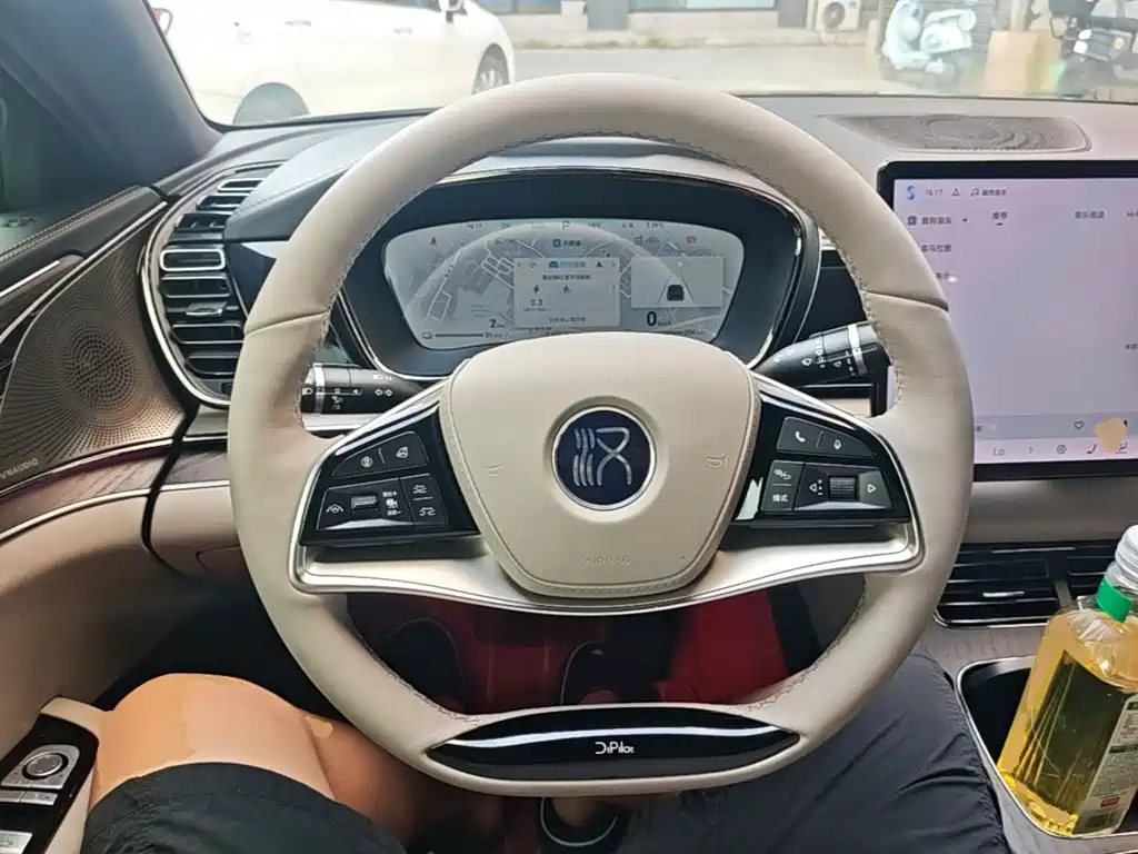 BYD Han — миниатюра 11