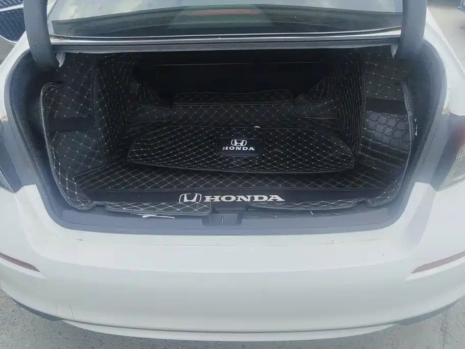 Honda Civic — миниатюра 4