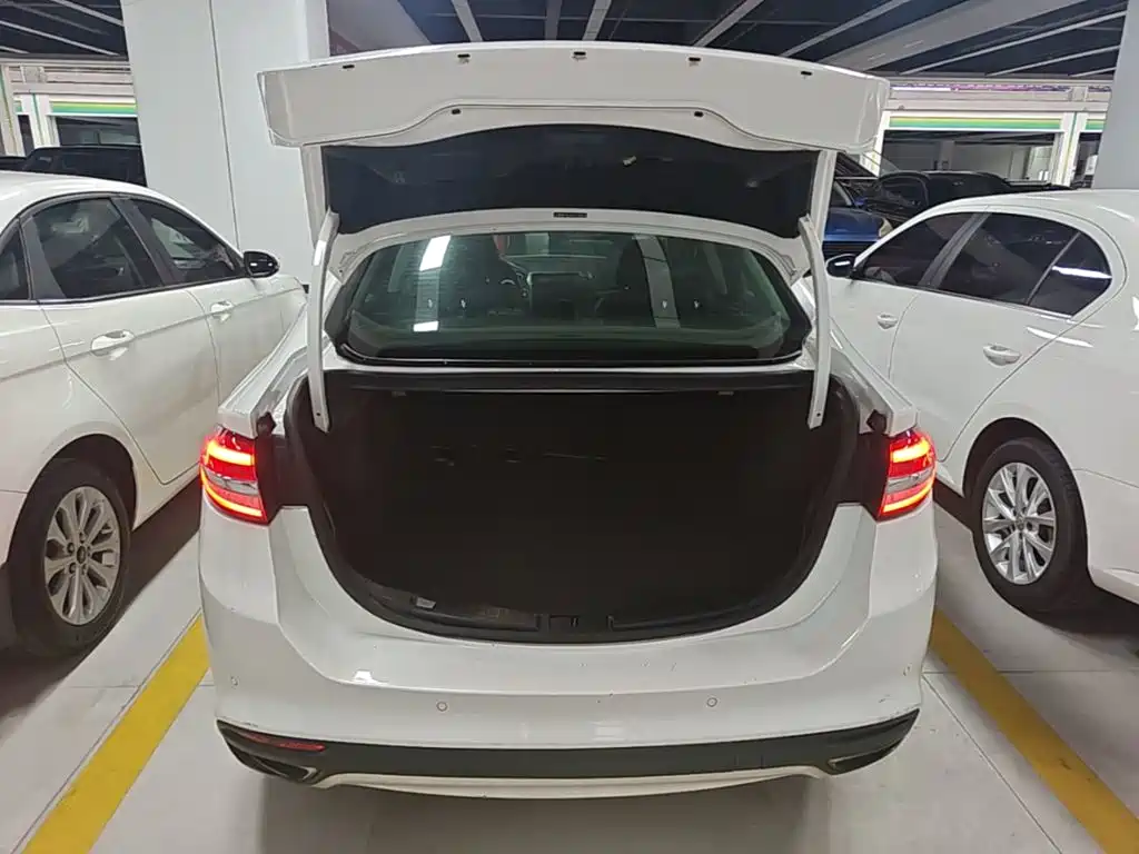 Ford Mondeo — миниатюра 19