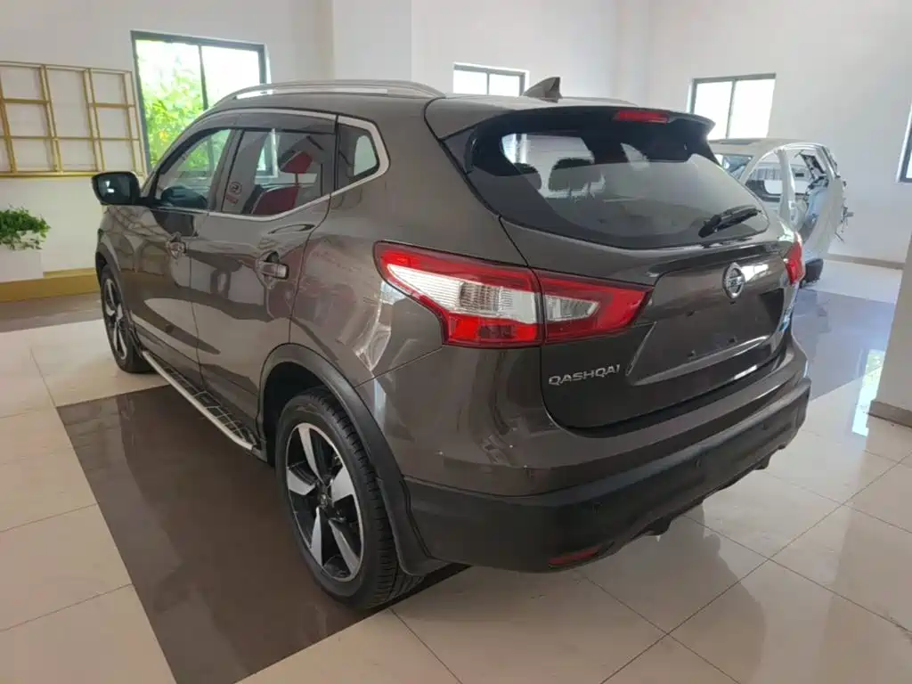 Nissan Qashqai — миниатюра 5
