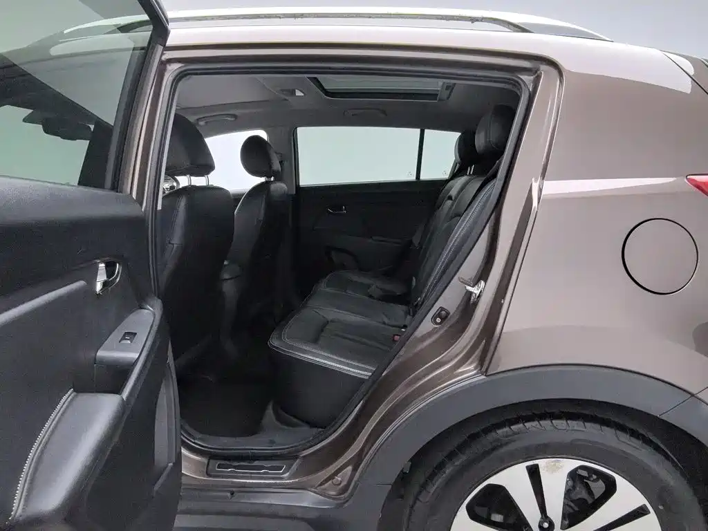 Kia Sportage — миниатюра 15