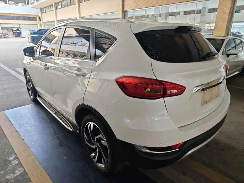 Aeolus AX5 — миниатюра 5