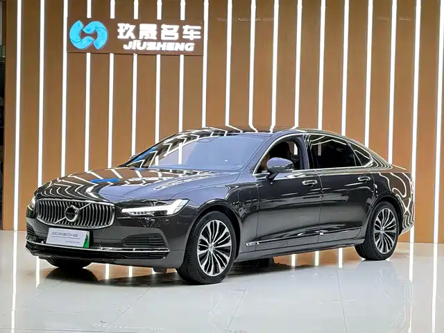 2023 Volvo S90