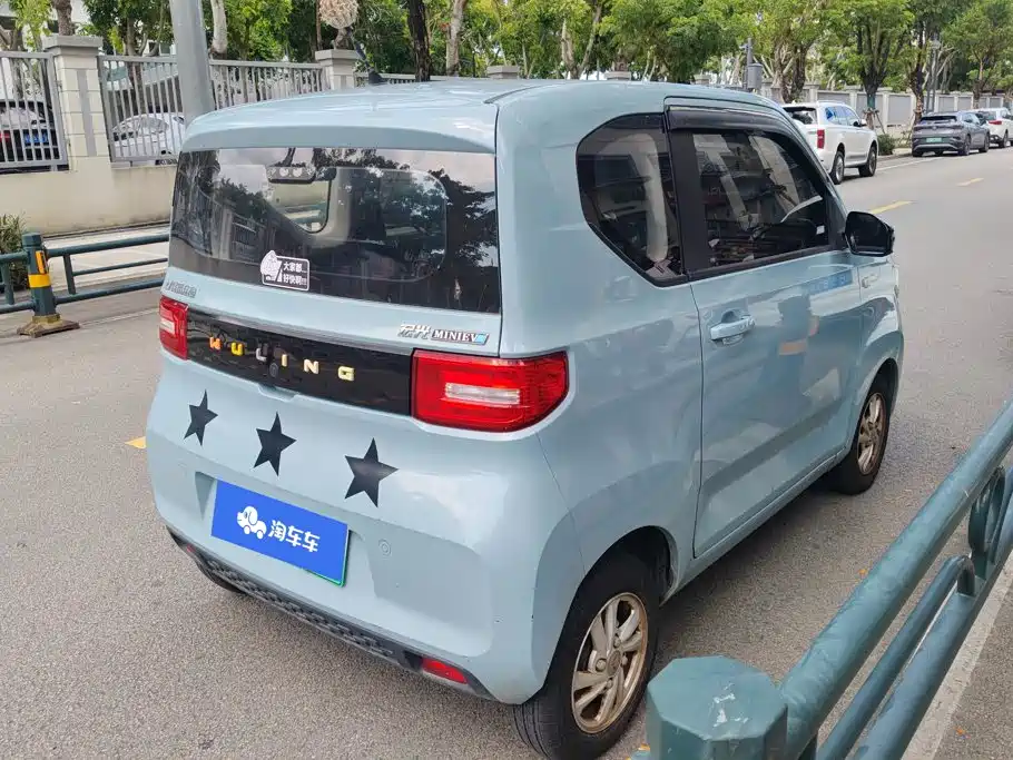 Wuling MINIEV — миниатюра 3