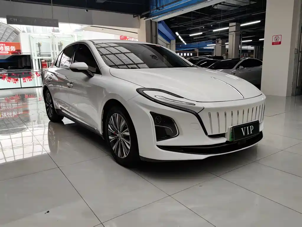 Hongqi E-QM5 2022 431km