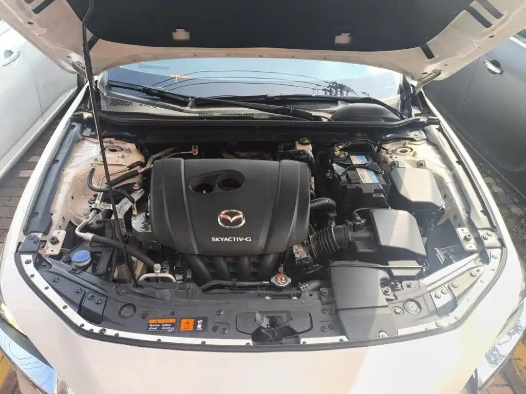 Mazda 3 Axela — миниатюра 16