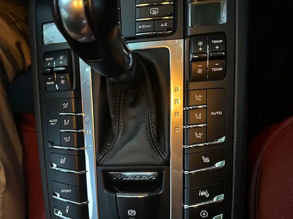 Porsche Macan — миниатюра 15