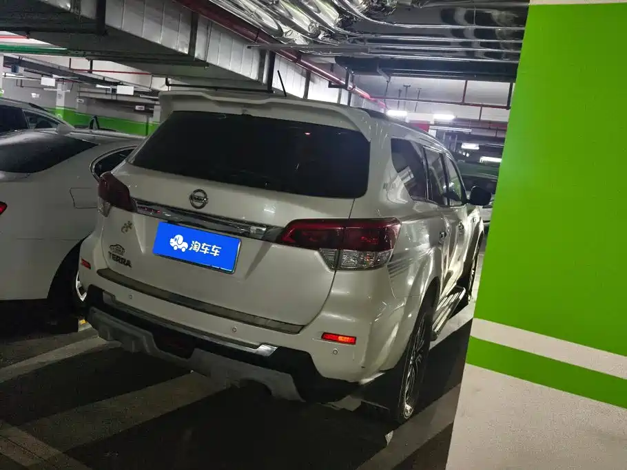 Nissan Terra — миниатюра 3