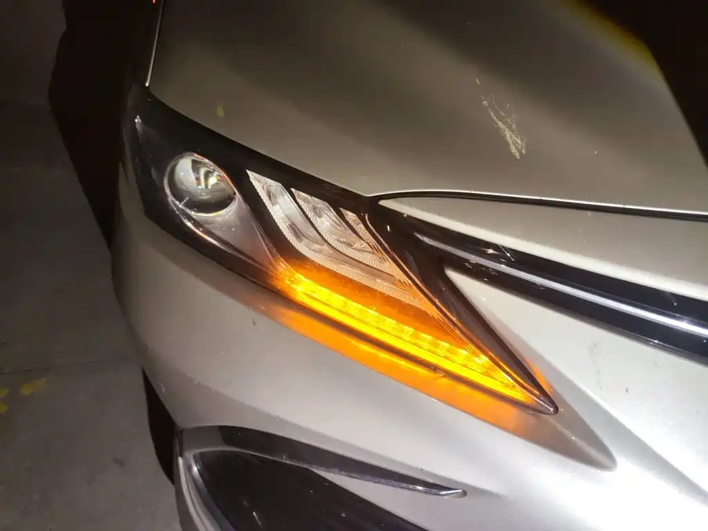 Toyota Camry — миниатюра 7