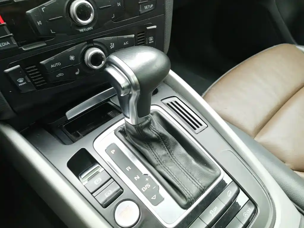 Audi Q5 — миниатюра 13