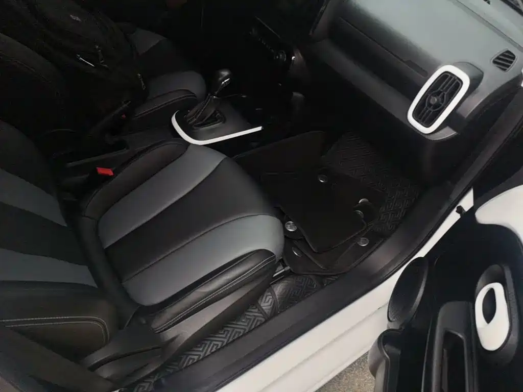 Roewe Clever — миниатюра 25