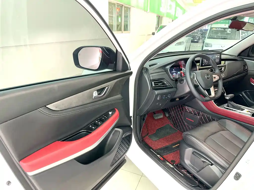 Changan CS75 — миниатюра 10