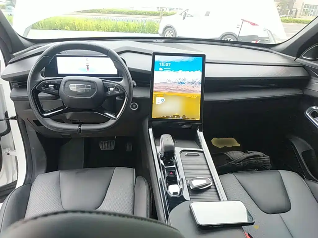 Geely Boyue — миниатюра 10