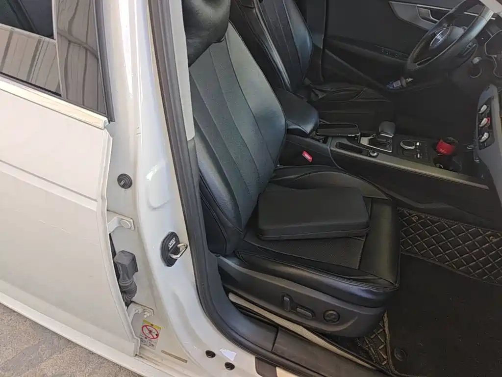 Audi A4L — миниатюра 25