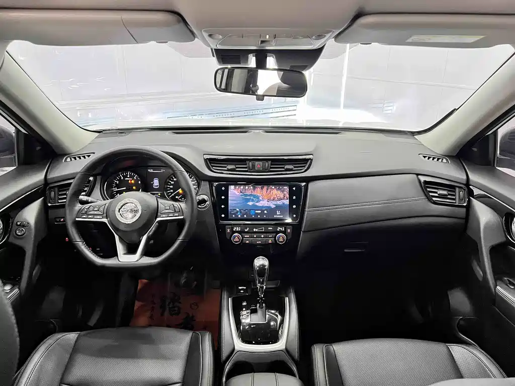 Nissan X-Trail — миниатюра 17
