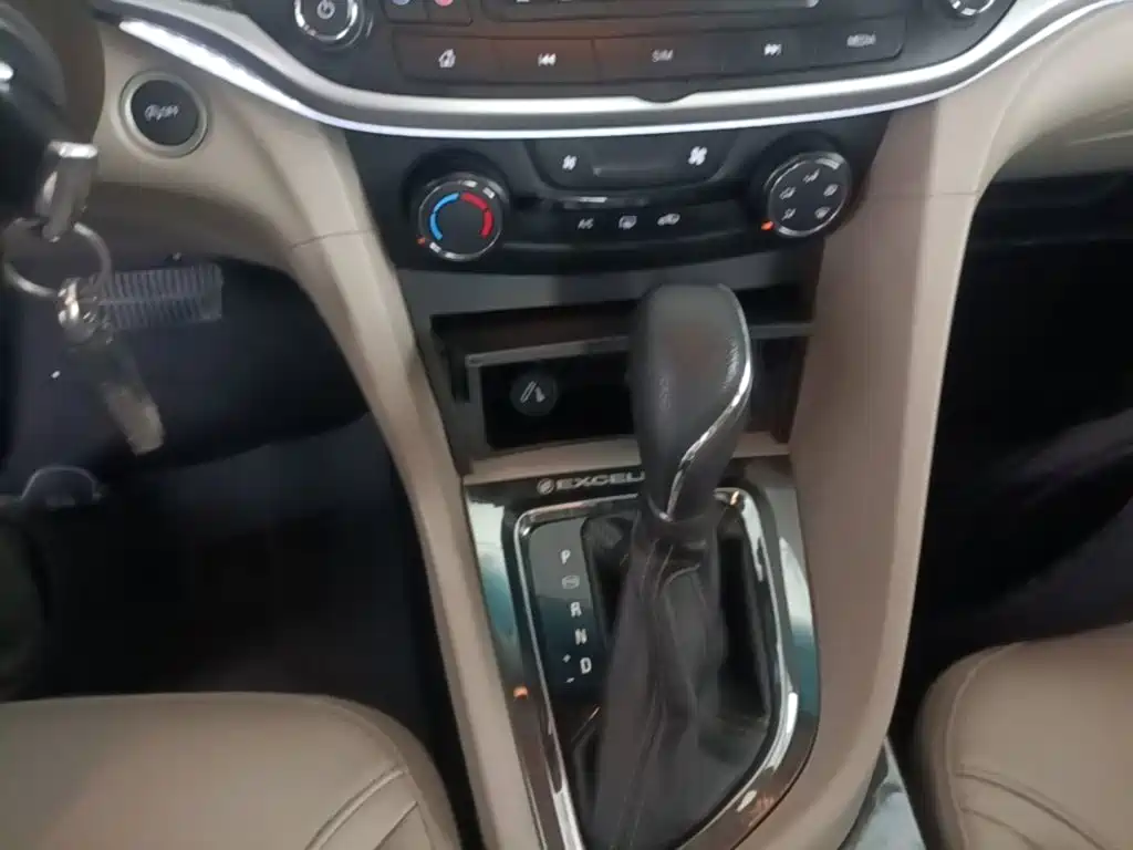 Buick Excelle — миниатюра 13
