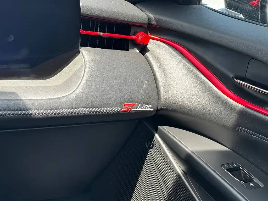 Ford Evos — миниатюра 11