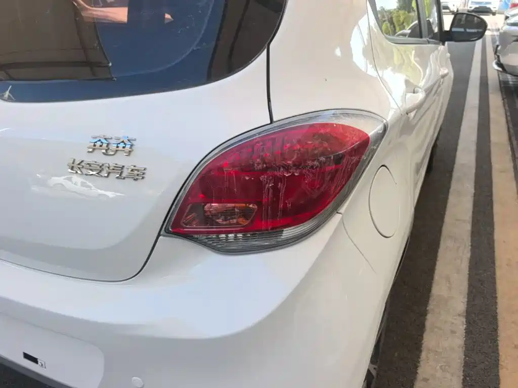 Changan Benben E-Star — миниатюра 8