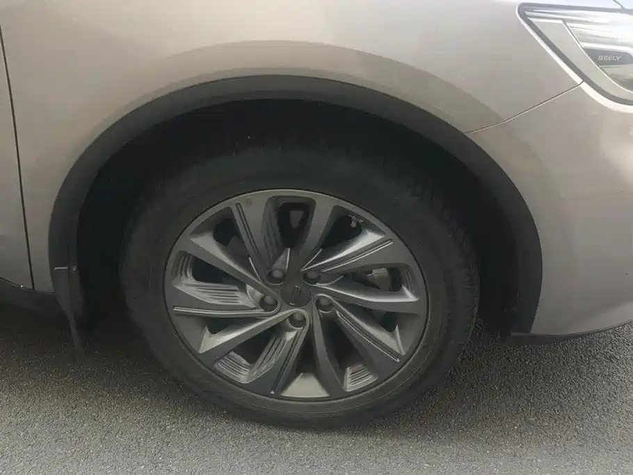 Geely Jia Ji — миниатюра 6