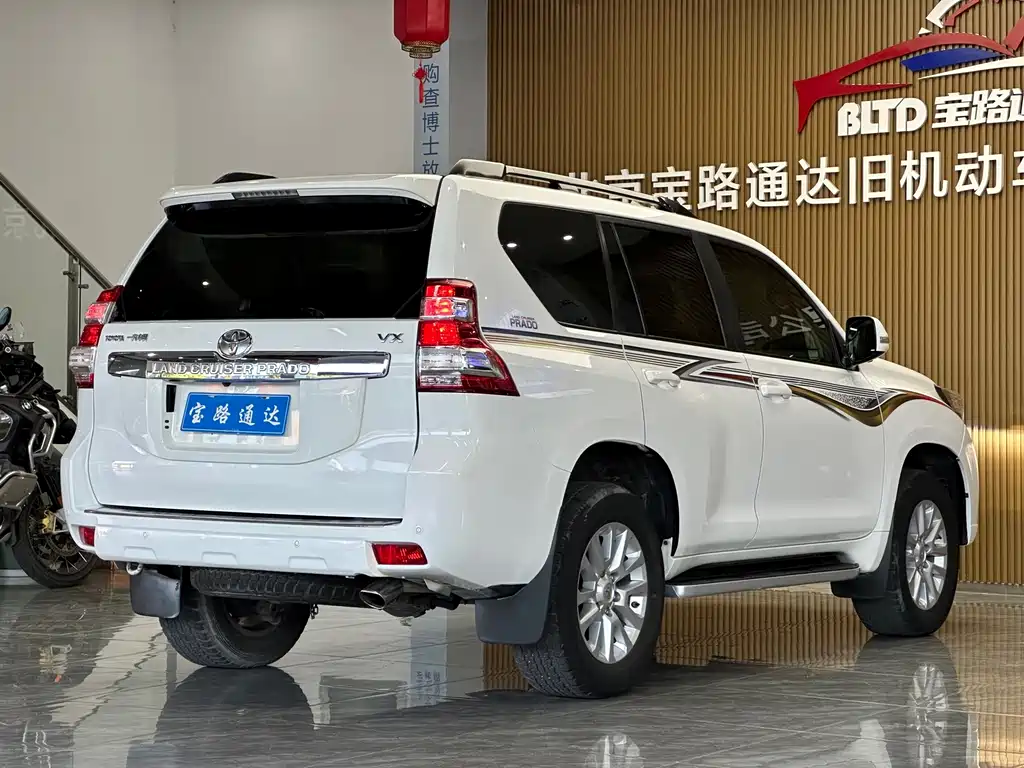 Toyota Prado — миниатюра 6