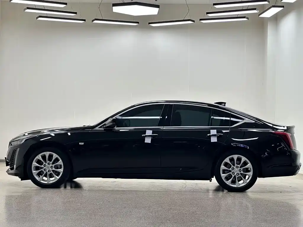 Cadillac CT5 2023 28T Luxury （ Standard ）