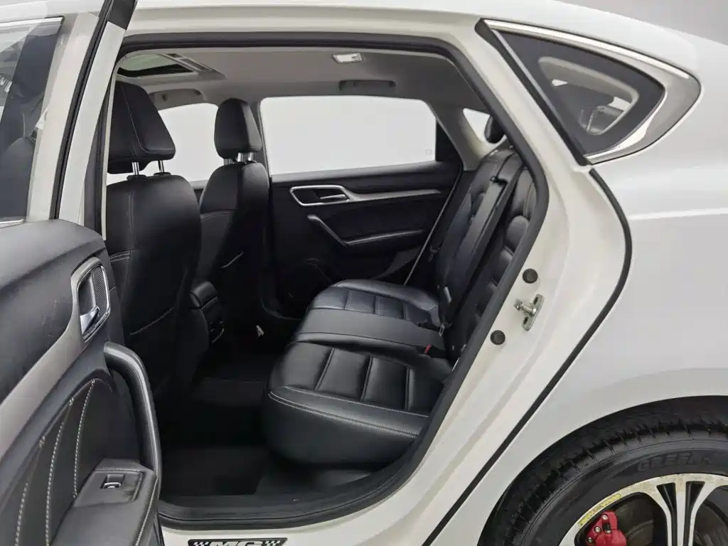 MG MG6 — миниатюра 15