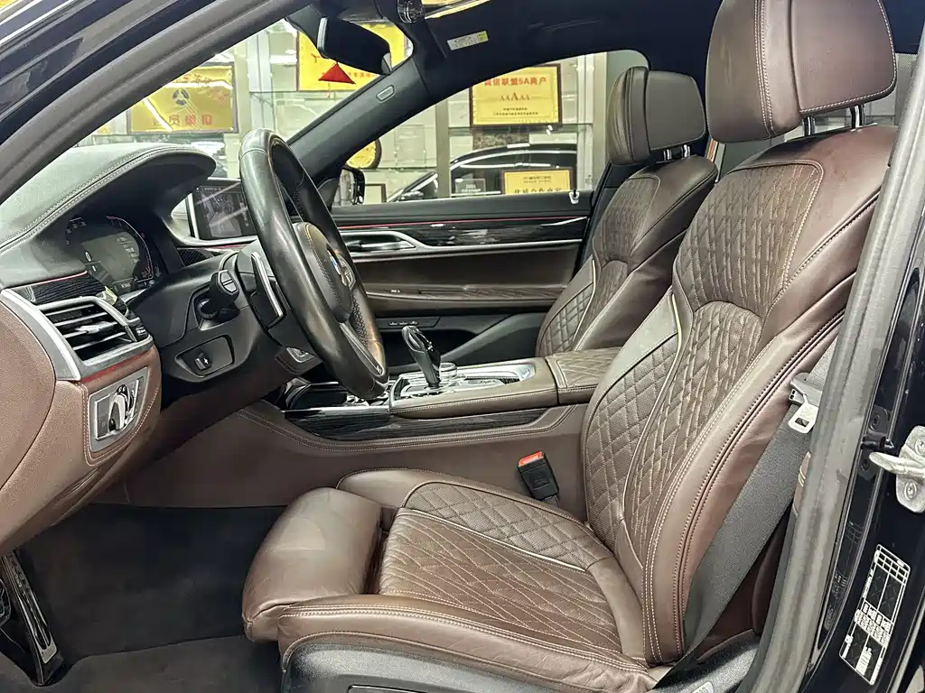 BMW 7 Series 7 2021 740Li Lead M Sport