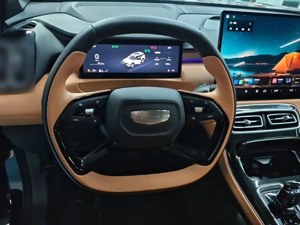 Geely Boyue L — миниатюра 11