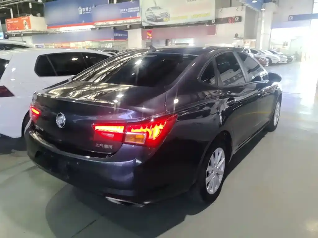 Buick Verano — миниатюра 7