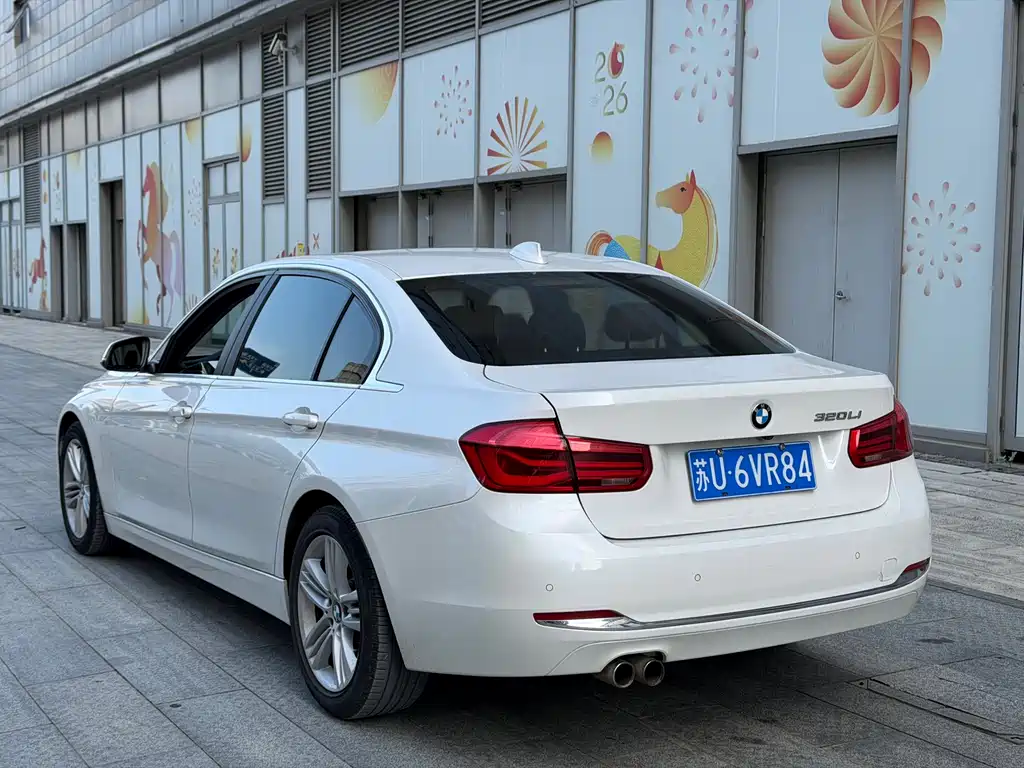 BMW 3 Series — миниатюра 13