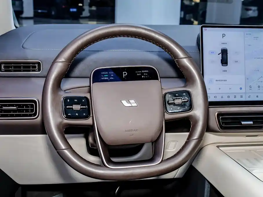 Li Auto Li MEGA — миниатюра 20