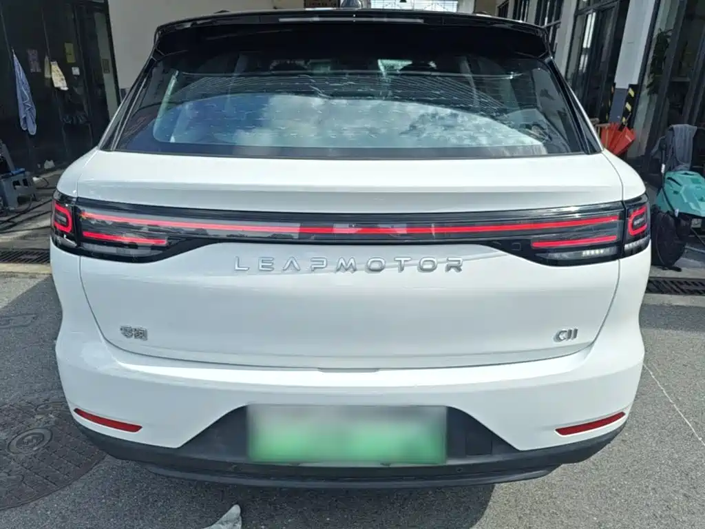 Leapmotor Leapmotor C11 — миниатюра 6