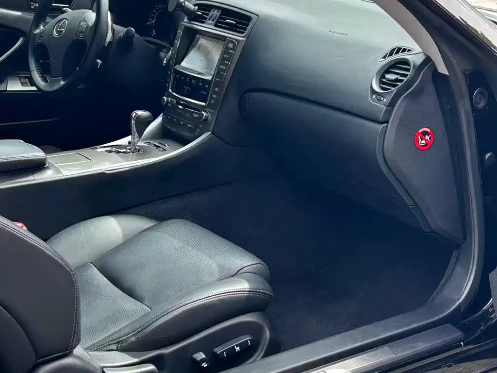 Lexus IS — миниатюра 14