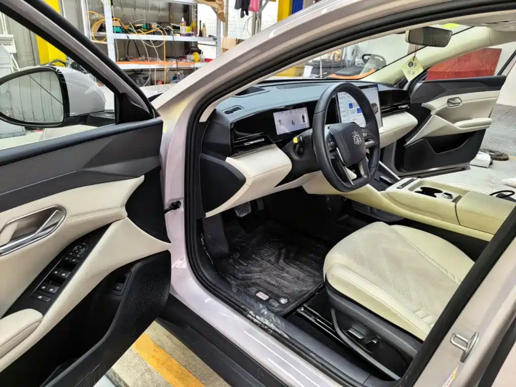 BYD Qin L — миниатюра 16