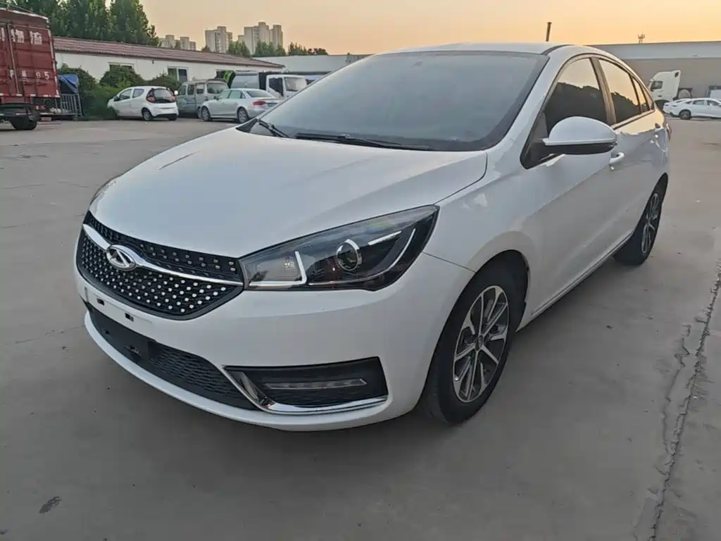 Chery Arrizo 5