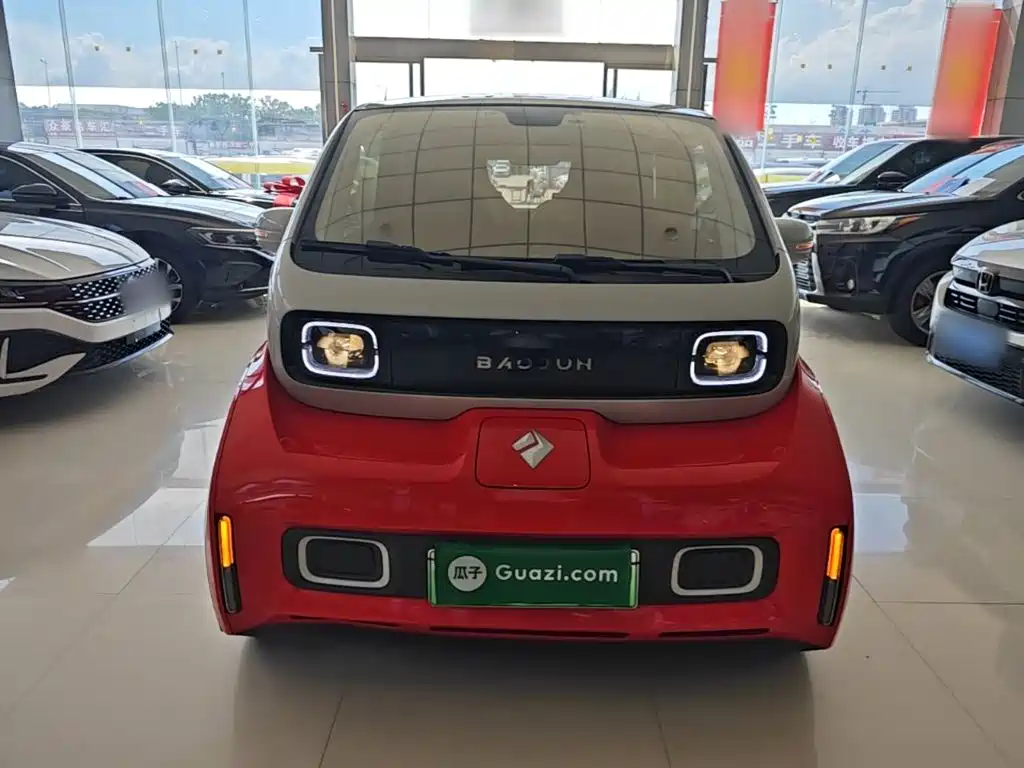 Baojun KiWi EV — миниатюра 3