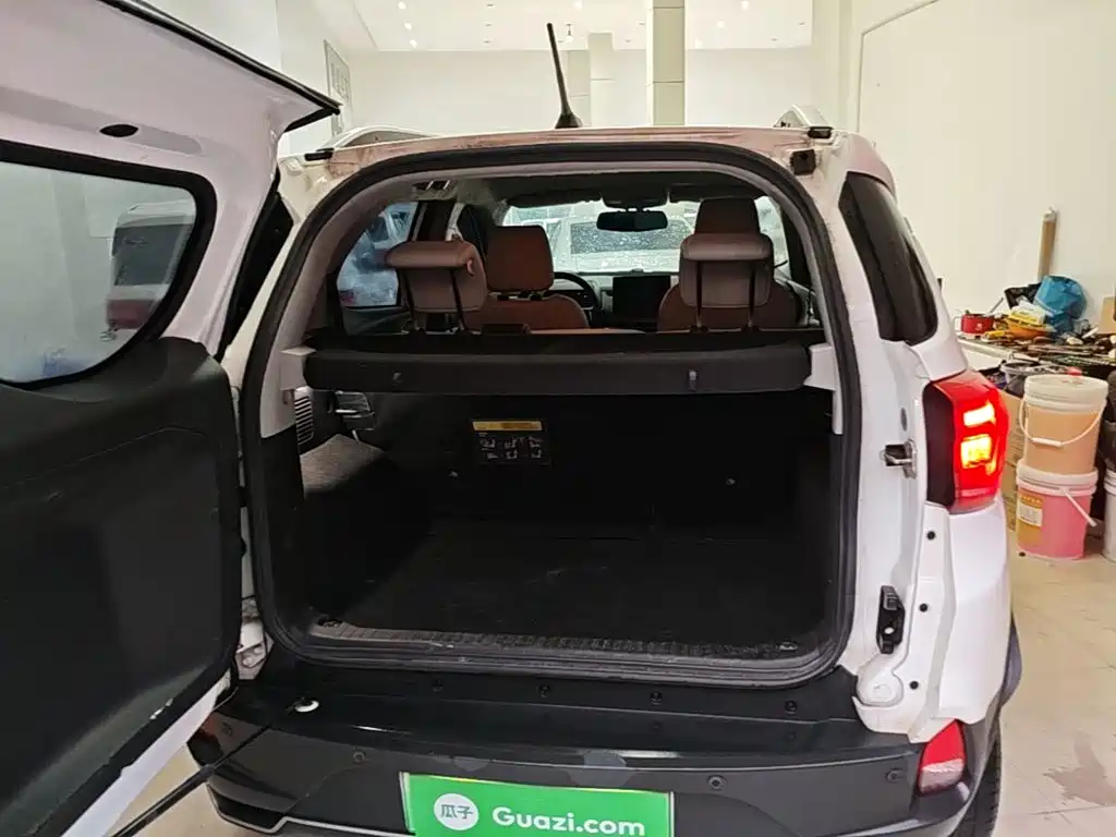 BYD Yuan Pro — миниатюра 19