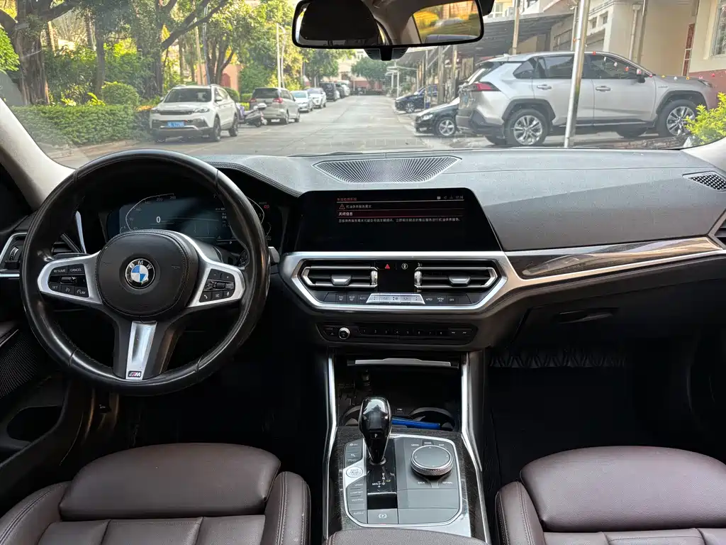 BMW 3 Series — миниатюра 8