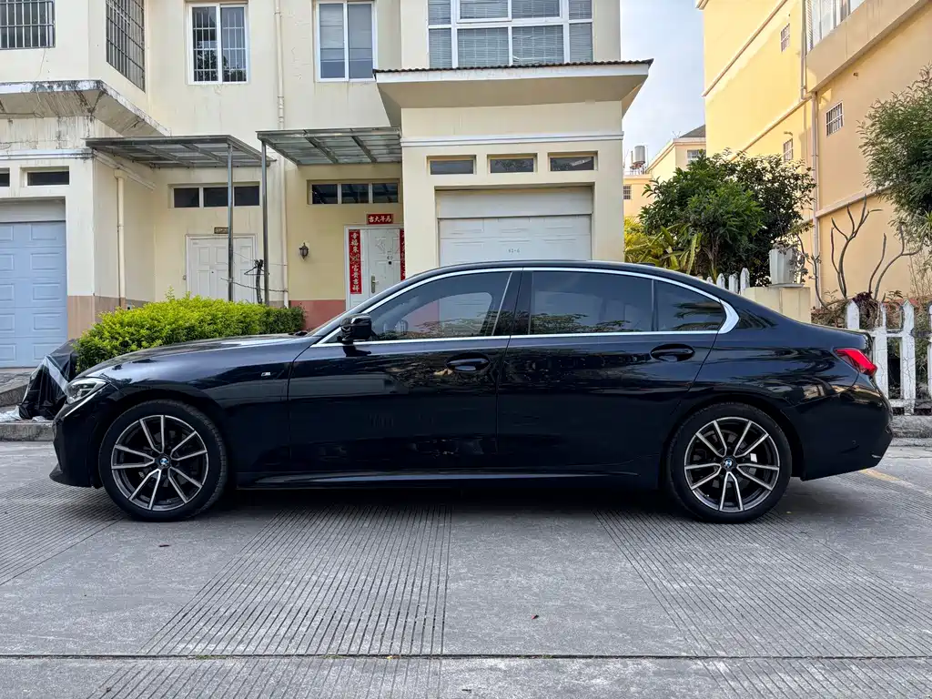 BMW 3 Series — миниатюра 3