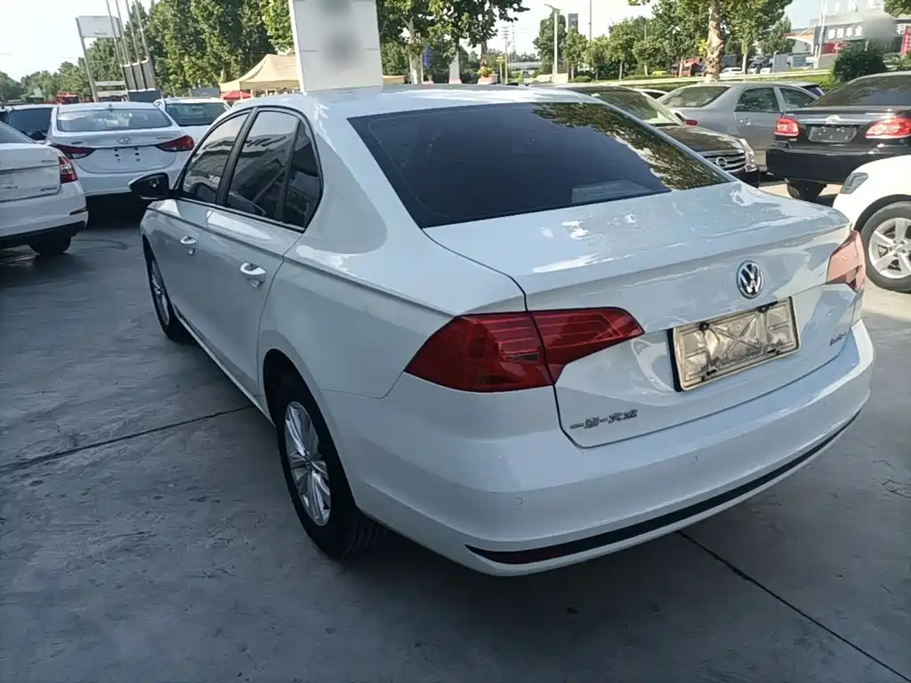 Volkswagen Bora — миниатюра 5