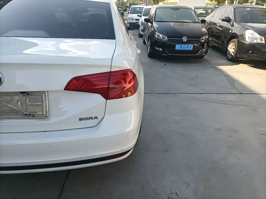 Volkswagen Bora — миниатюра 8