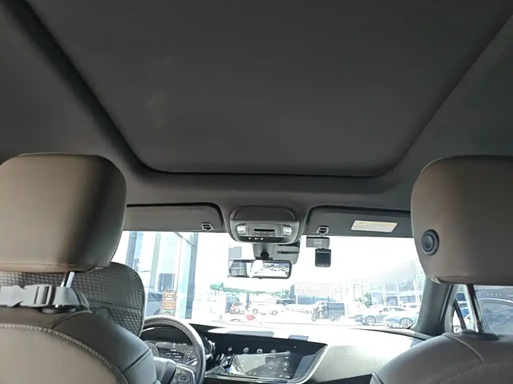 Buick Envision Plus — миниатюра 18