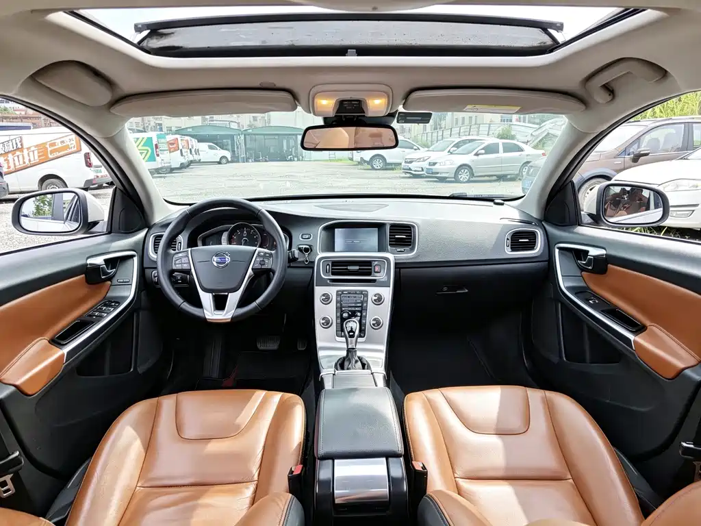 Volvo S60 — миниатюра 7