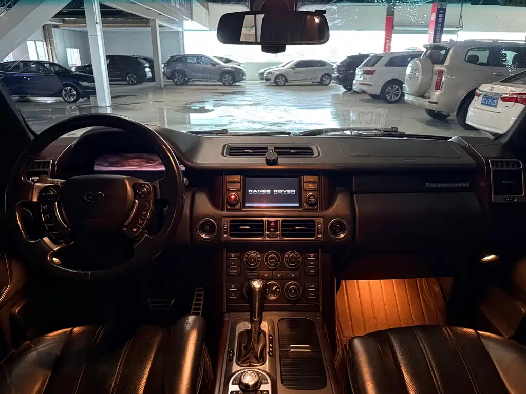 Land Rover Range Rover — миниатюра 5