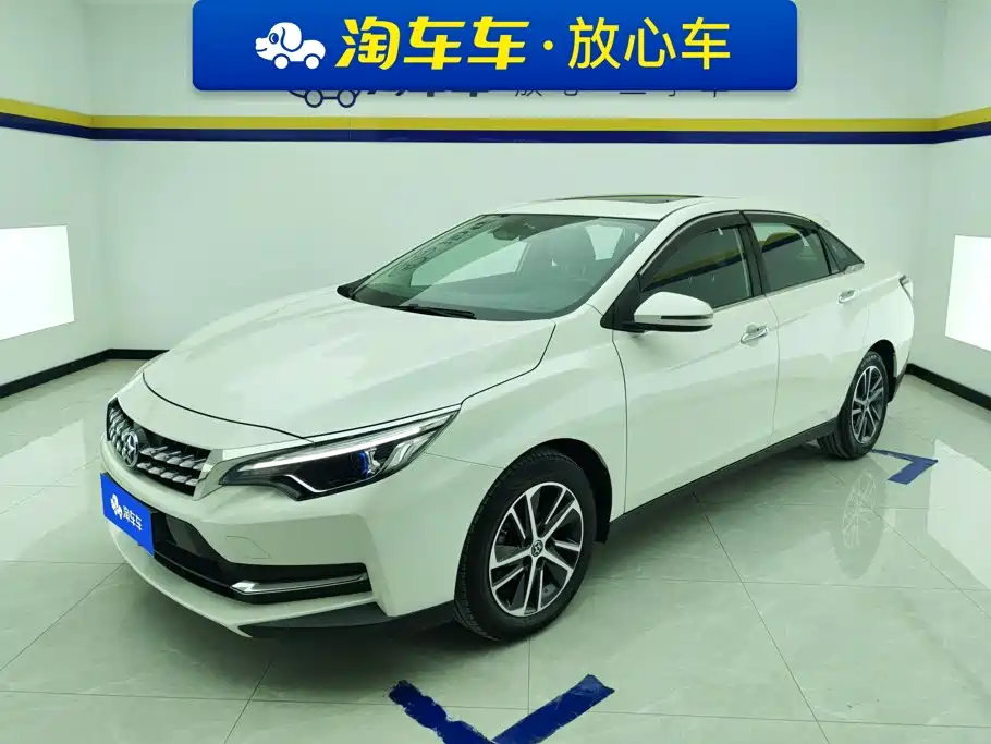 Venucia D60