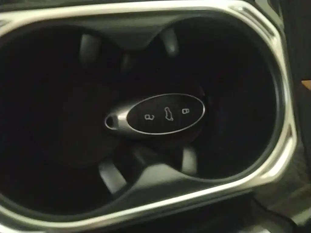 Bestune T77 2019 230 TID AT Luxury VI